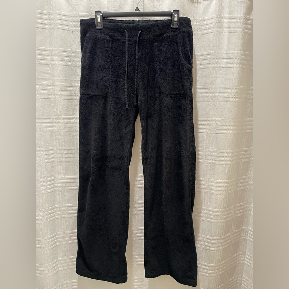 Patagonia women’s plush Synchilla pants black medium